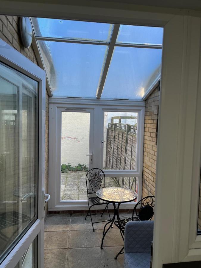 Three Bedroom House In Tooting By Star Londen
